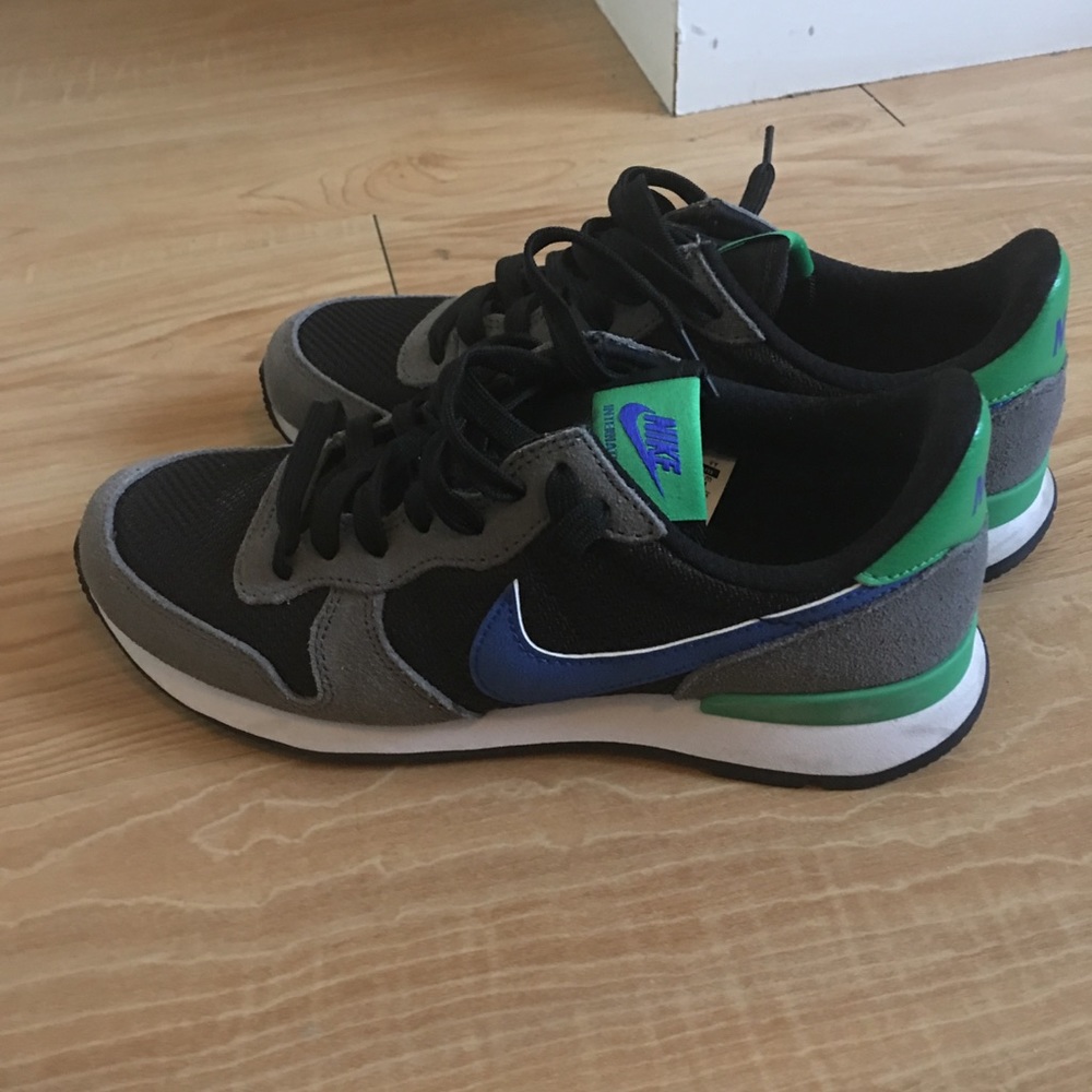 Women’s Nikes